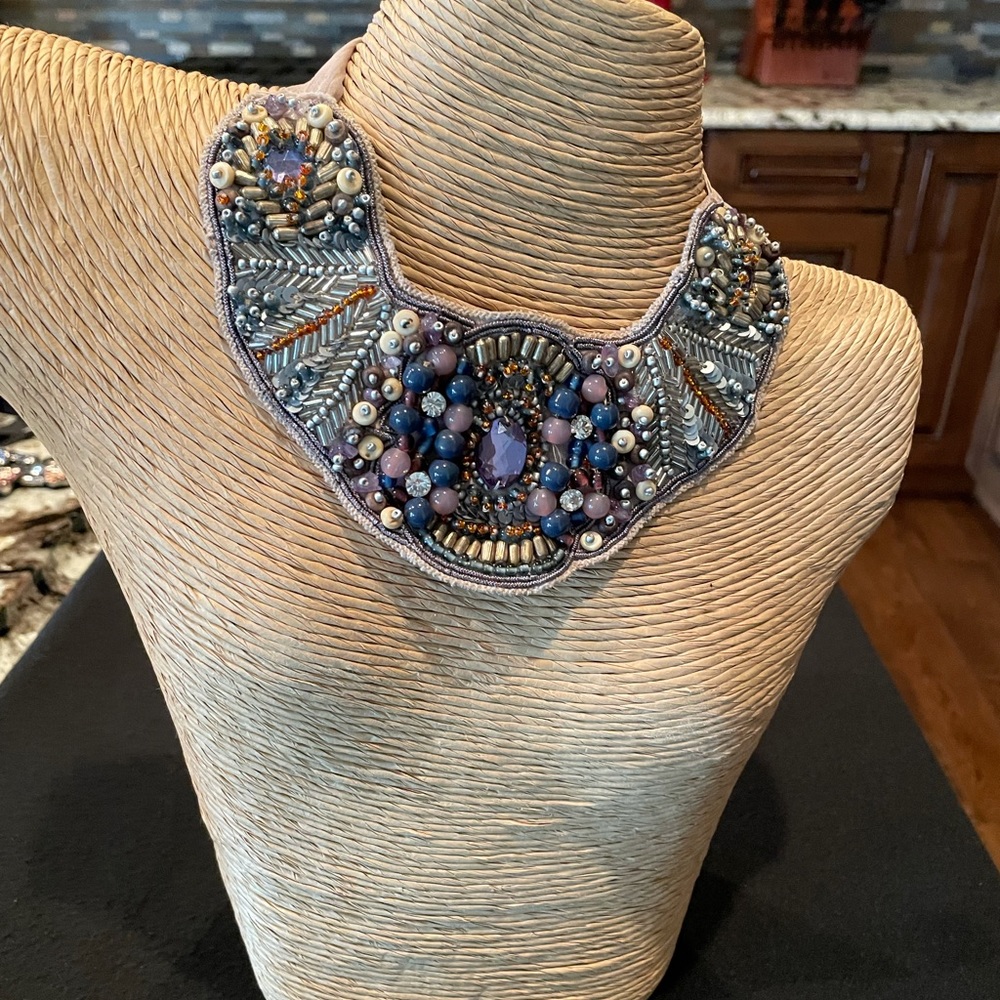 Neck collar